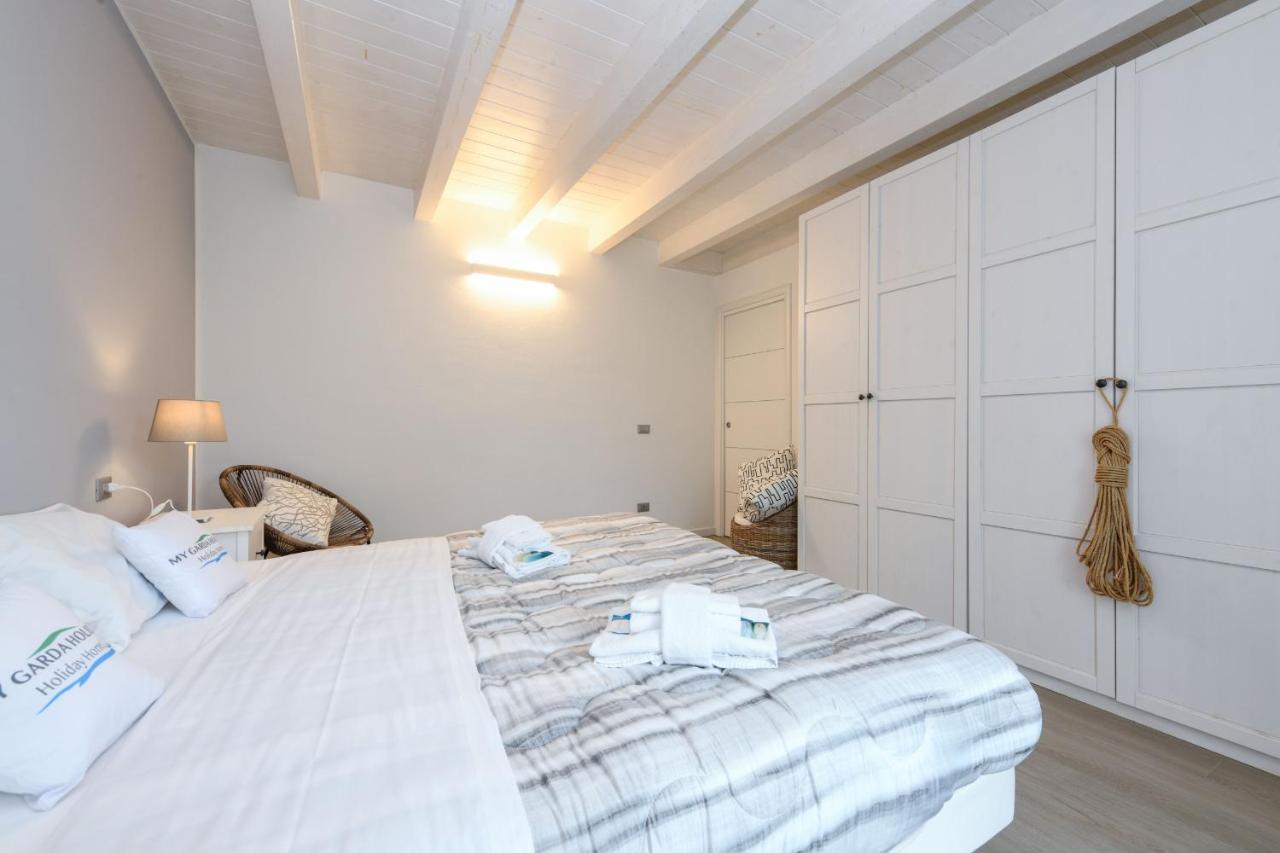 Borgo Gasparina Family Apartments Castelnuovo del Garda Exterior photo